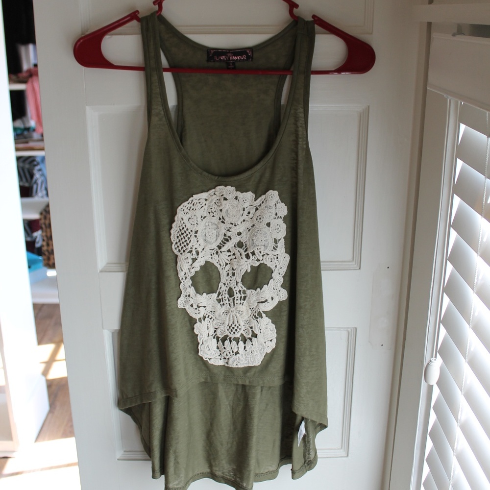 Sleeveless Lace Skull Tank
